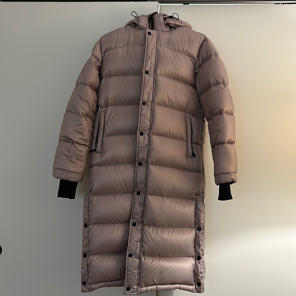 Aritzia Superpuff Long (Size Small)